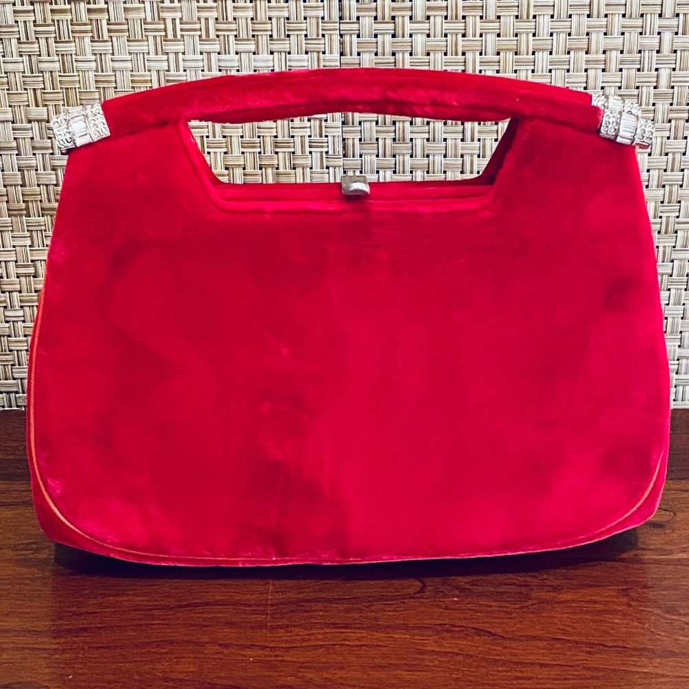 SOLD🌟3xHP🌟VTG 1960s Red Velvet Top Handle Clutch Rhinestone Accents B. Davis - Picture 2 of 15